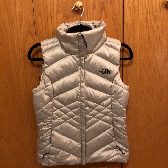 The North Face Silver Women’s Vest - Picture 1 of 5